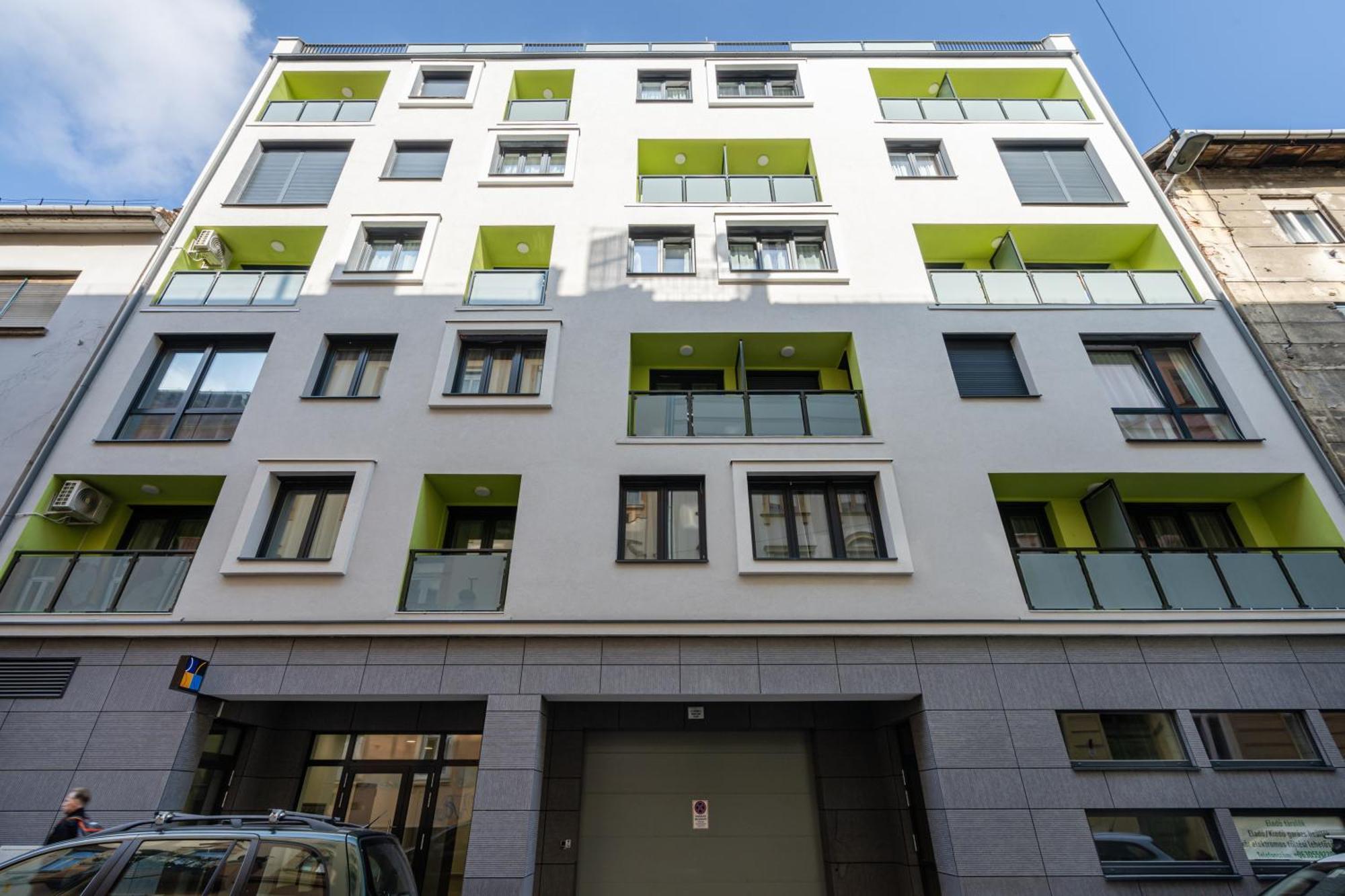 Radiant Sun Apartments — Photos 2